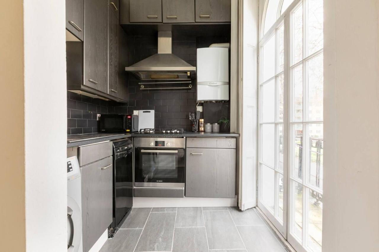 Apartamento Cozy Flat In The Heart Of Londres Exterior foto