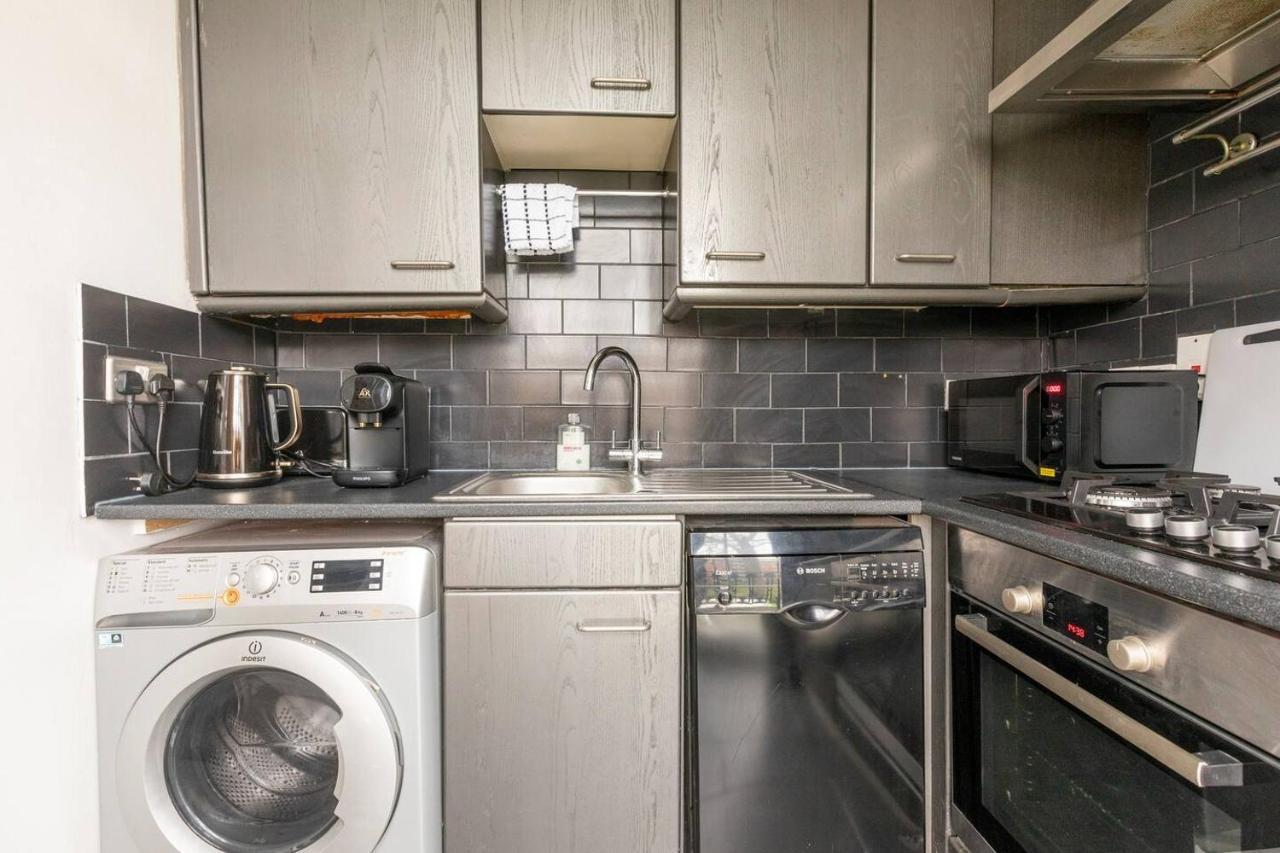Apartamento Cozy Flat In The Heart Of Londres Exterior foto